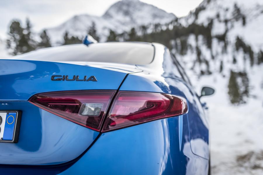Детали экстерьера Alfa Romeo Giulia Veloce Q4 (952) 2019 года  (фото 4 из 30)